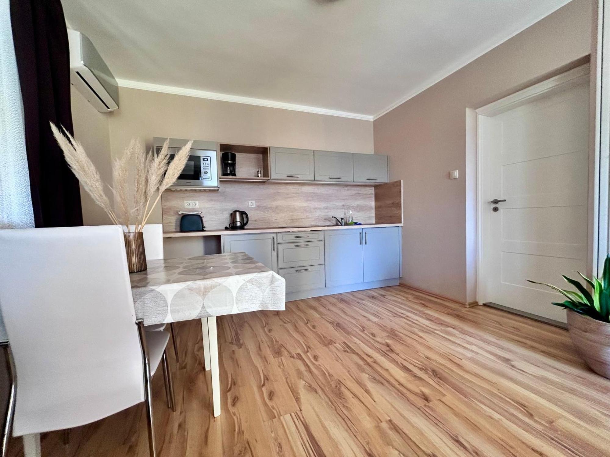 Nemes Apartmanház Hévíz Kültér fotó